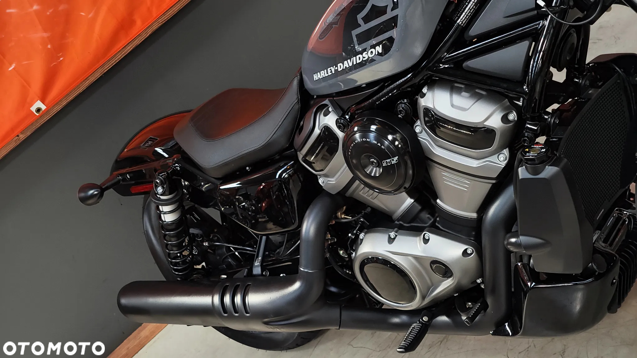 Harley-Davidson Sportster Nightster 975 - 12