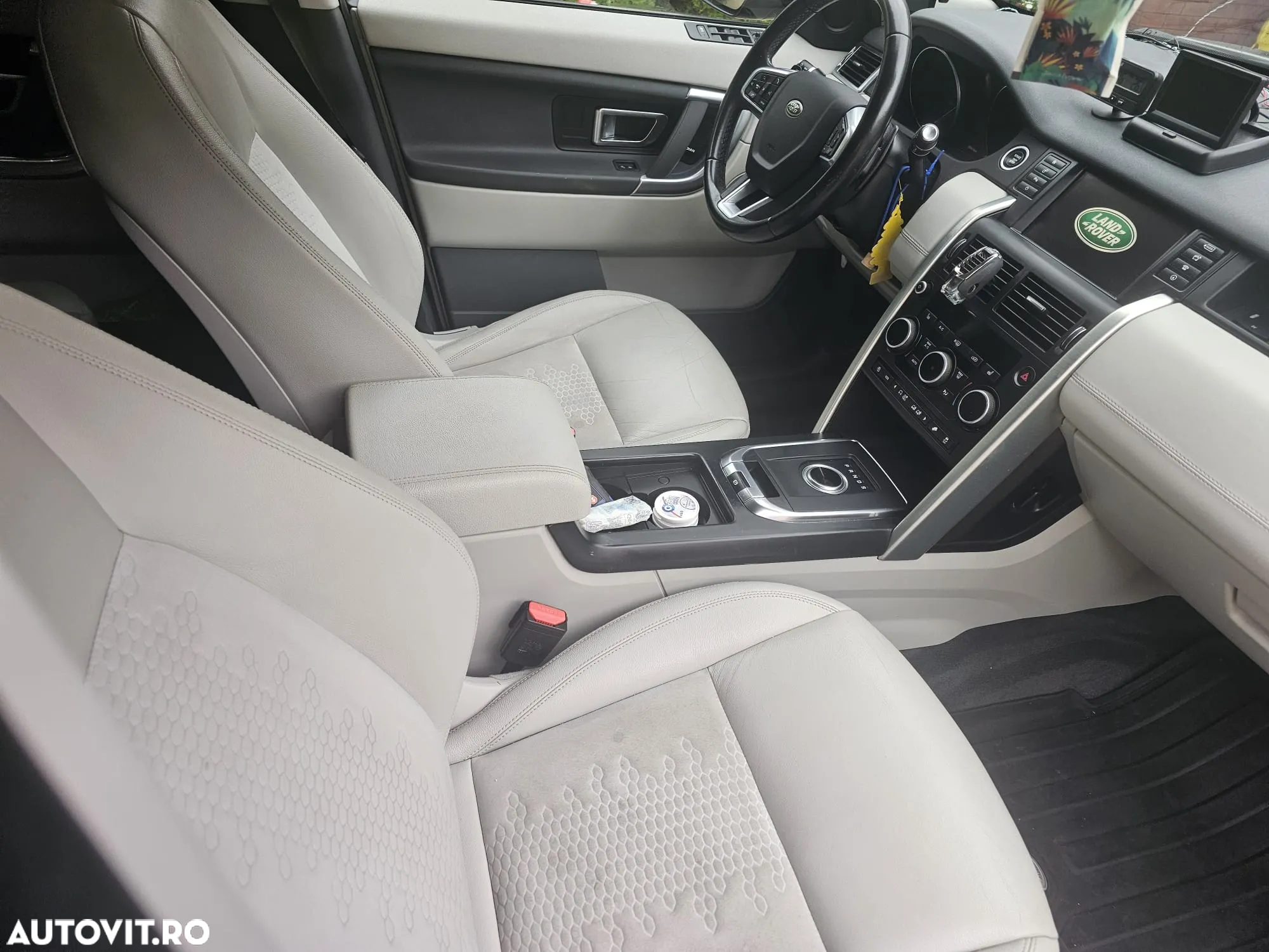 Land Rover Discovery - 8