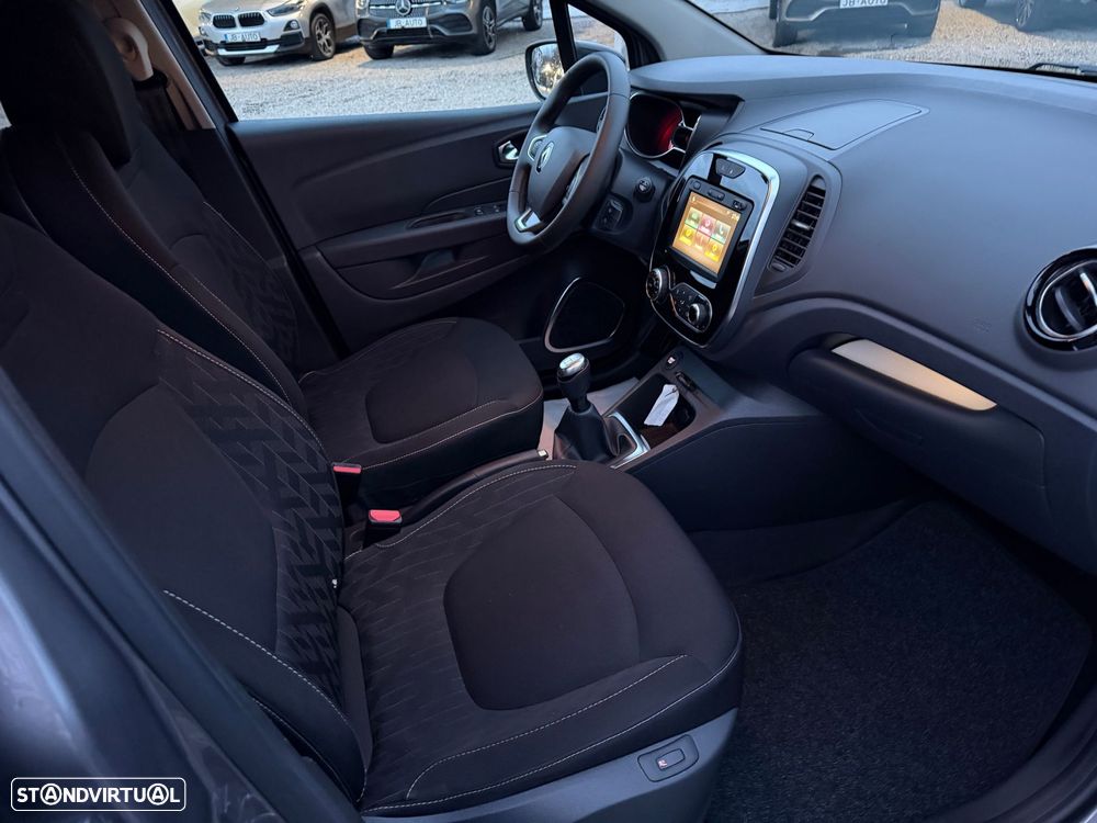 Renault Captur 0.9 TCE Exclusive - 11
