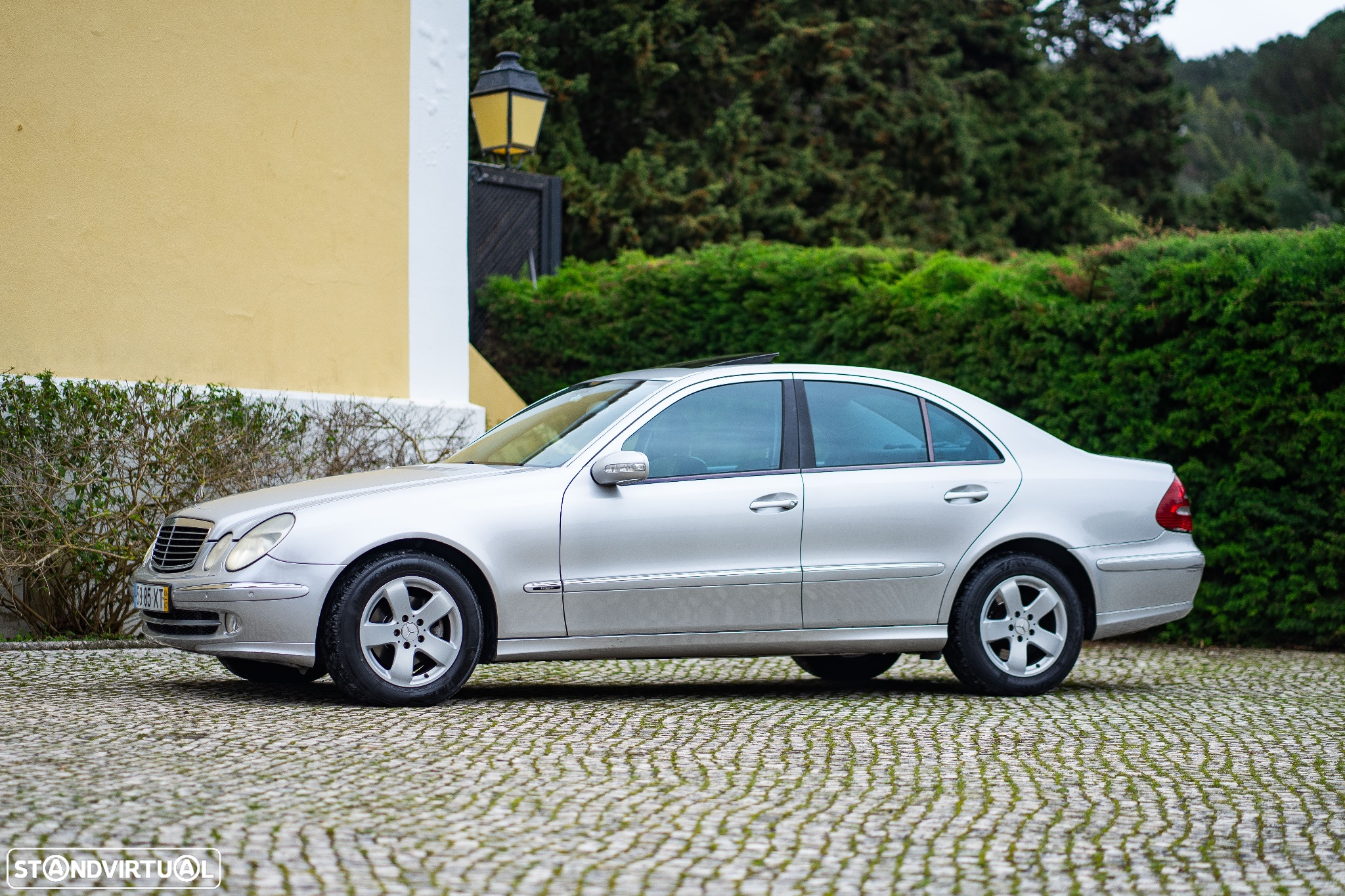 Mercedes-Benz E 270 - 26