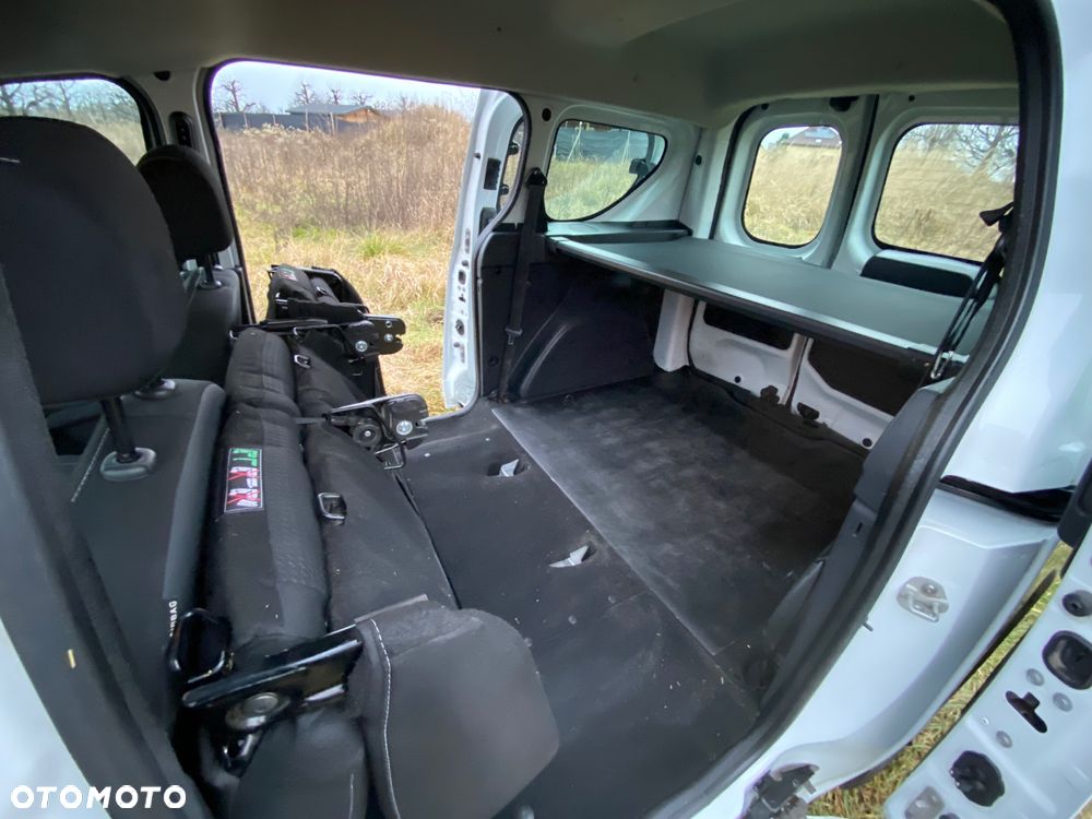 Dacia Dokker TCe 115 Laureate - 13