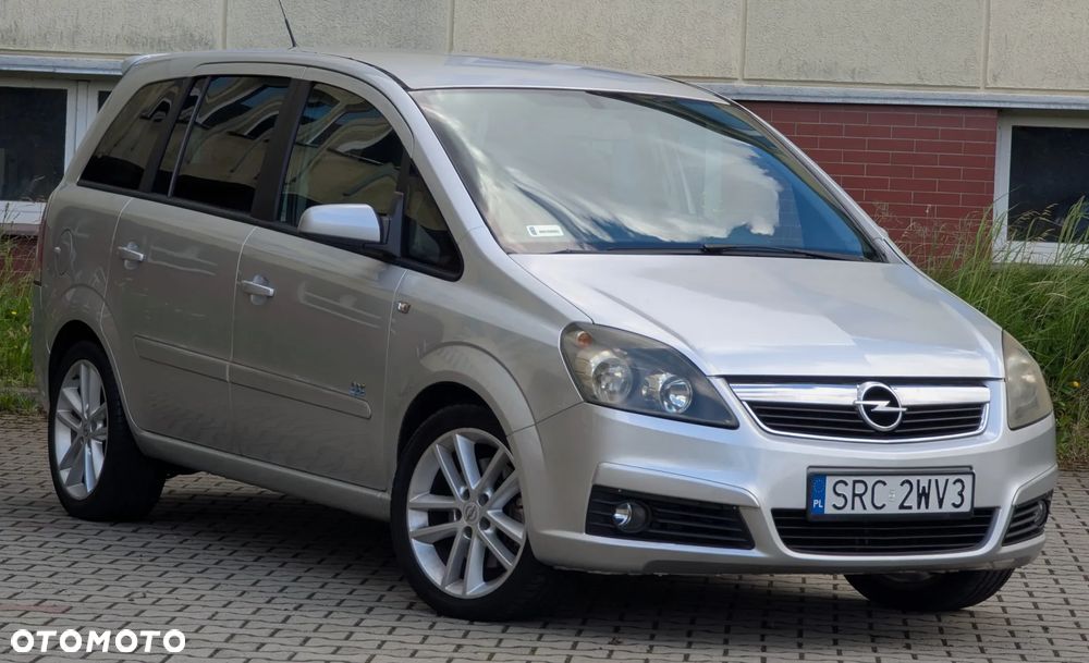 Opel Zafira 1.9 CDTI Sport - 11