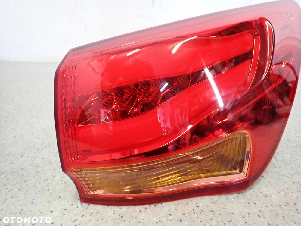 KIA CEED II KOMBI SW 12-14 LAMPA TYLNA PRAWA LED - 4