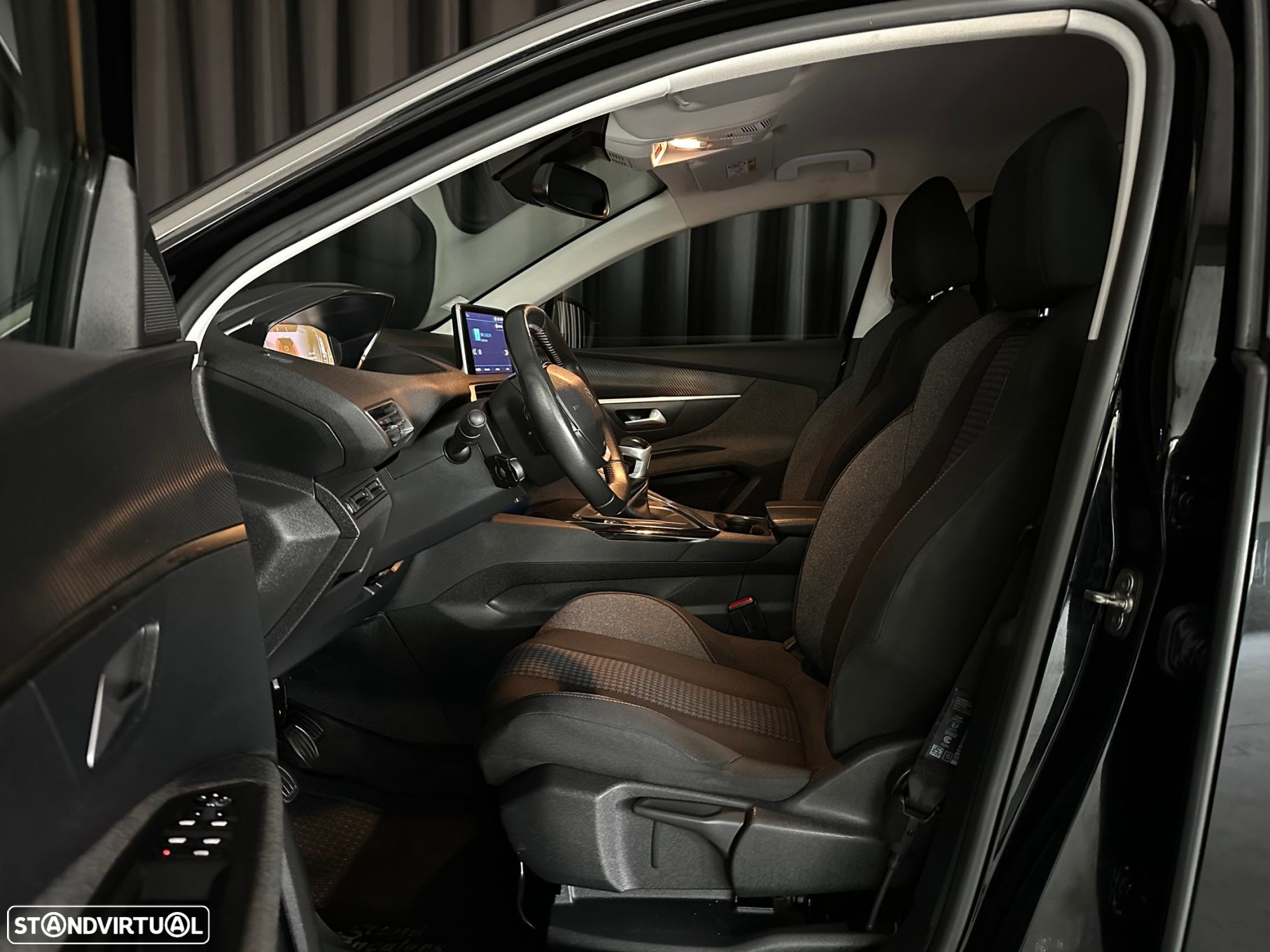 Peugeot 3008 1.5 BlueHDi Active Pack - 11