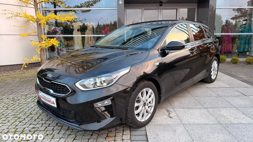 Kia Ceed - 28