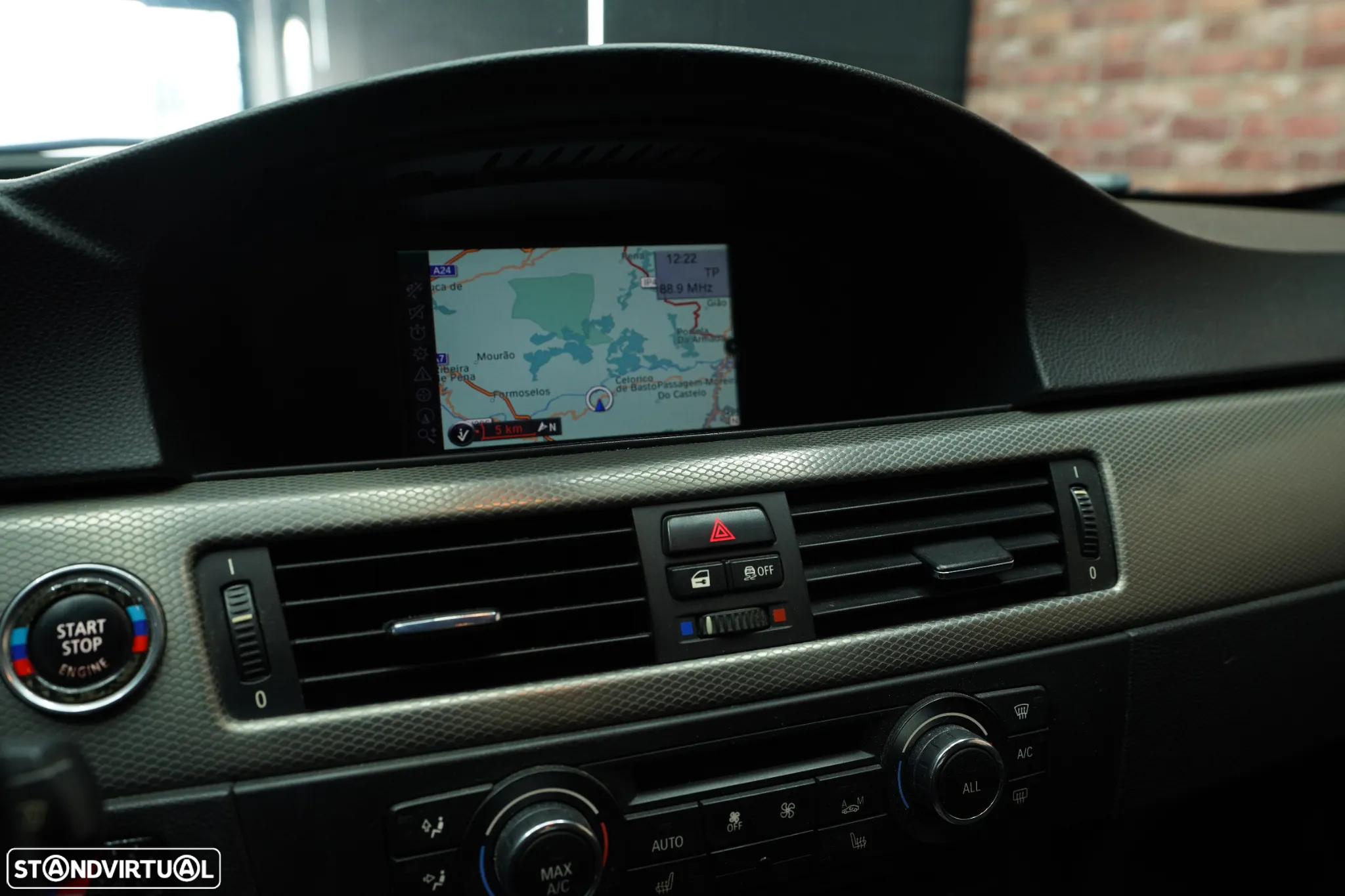 BMW 320 d Coupe Edição M Auto - 23
