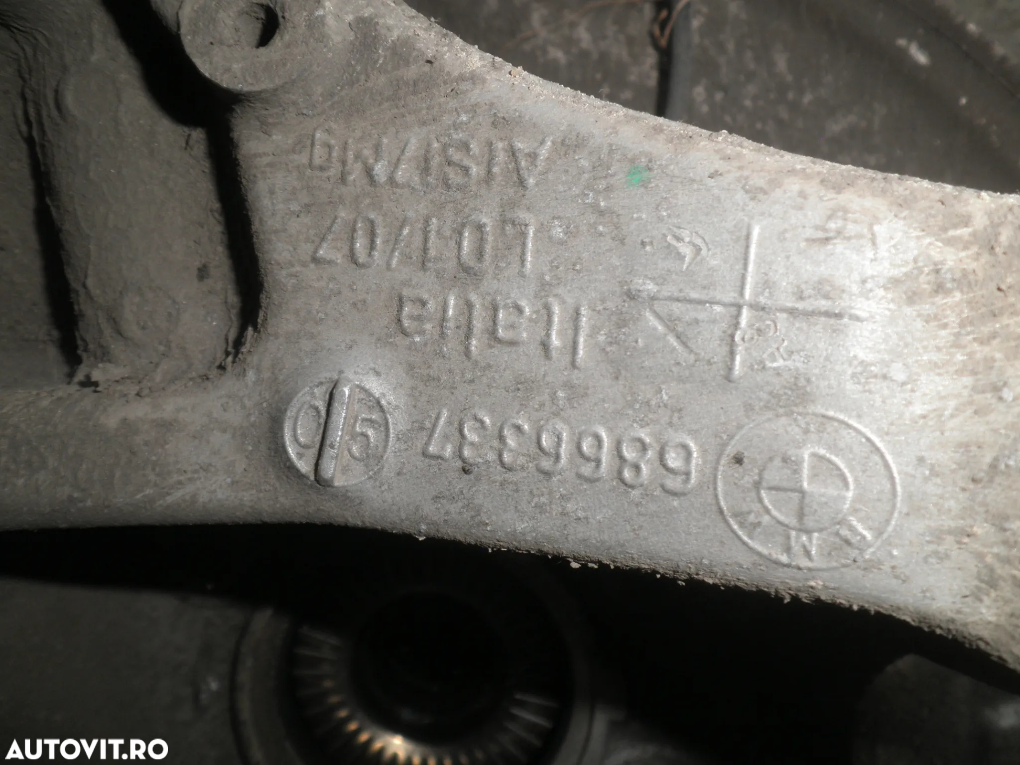 Fuzeta stanga / dreapta spate BMW Seria 5 G30 G31 530e 6866337 6866338 - 2