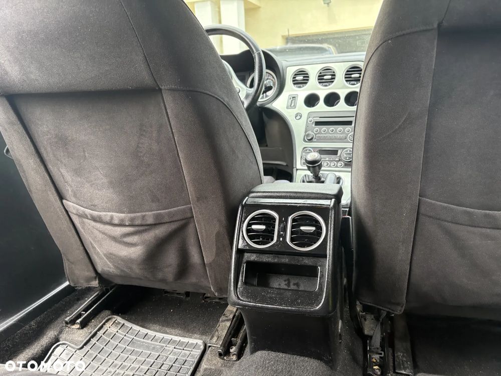 Alfa Romeo 159 1.9JTDM Impression - 3