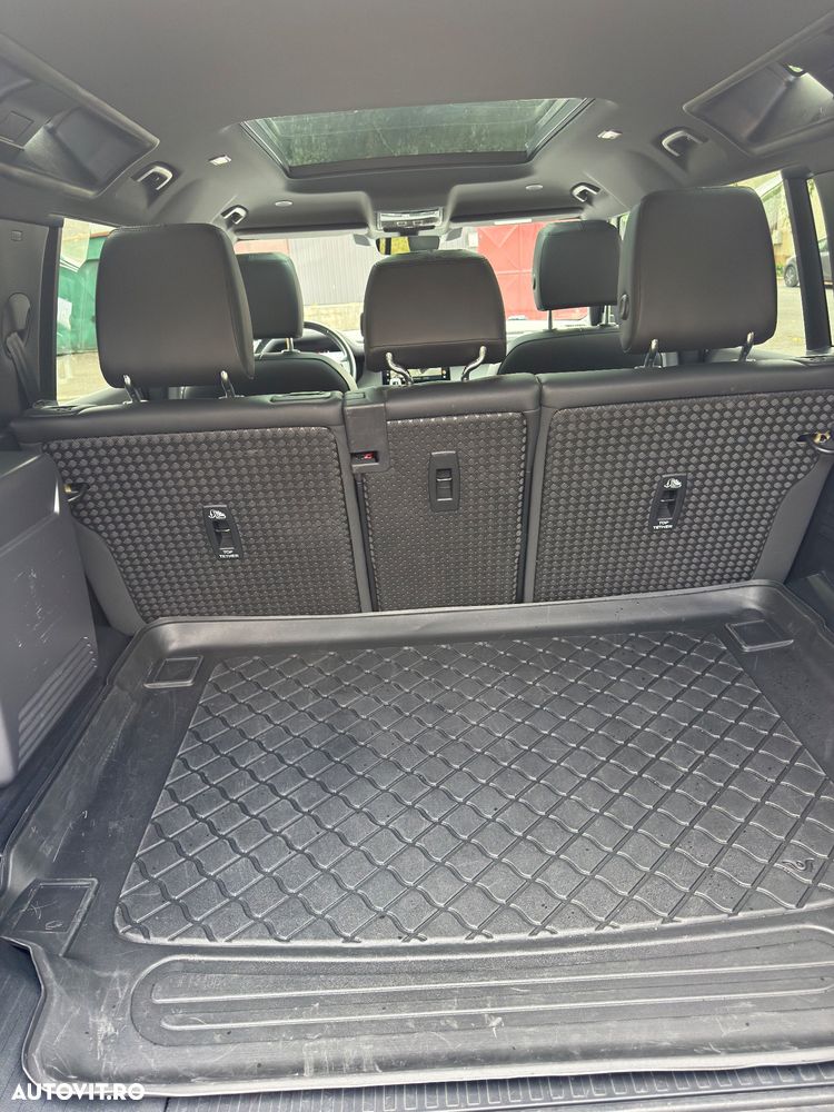 Land Rover Defender 110 3.0 D250 MHEV - 23