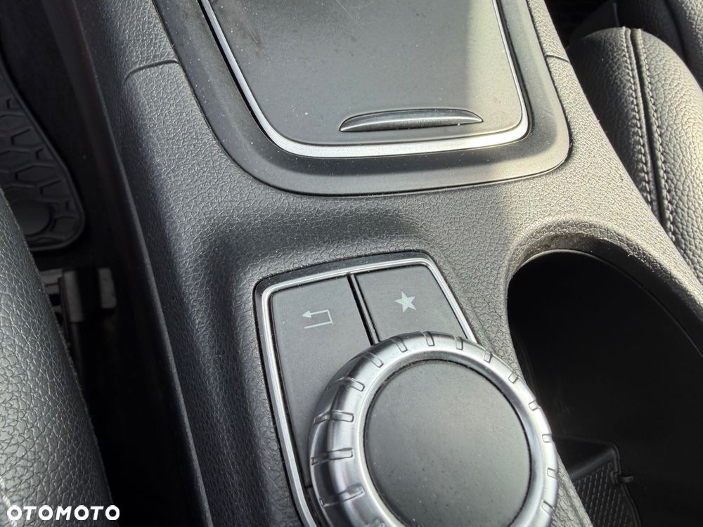 Mercedes-Benz Klasa B 180 (CDI) d 7G-DCT Style - 17
