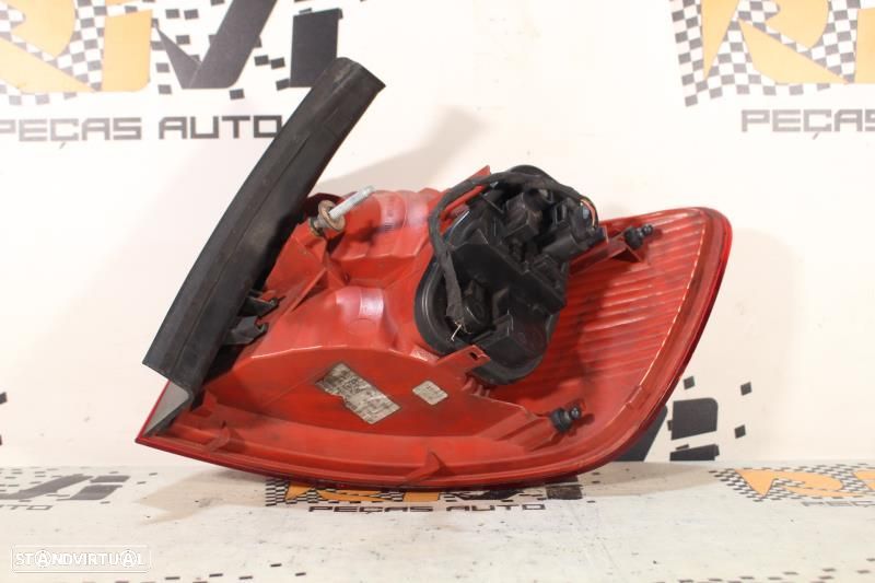 Farolim Esquerdo Audi A6 Avant (4F5, C6)  Farolim Esquerdo Do Chassi A - 3