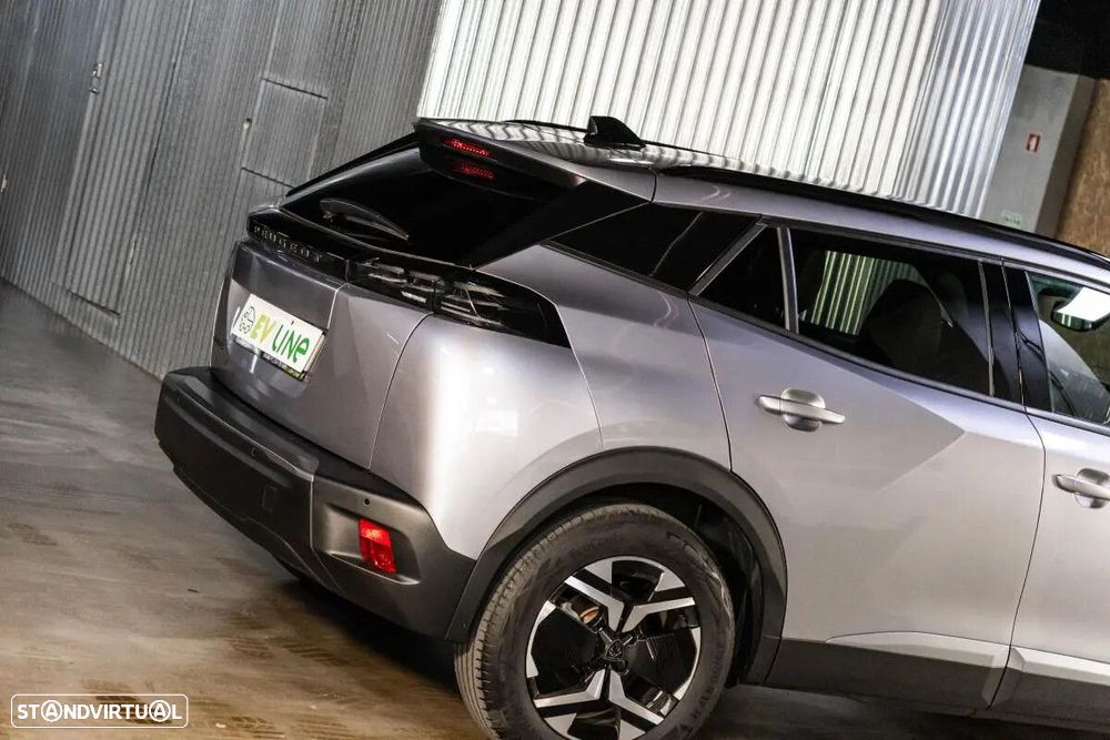 Peugeot e-2008 54 kWh Allure - 12