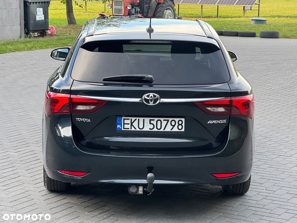 Toyota Avensis - 38