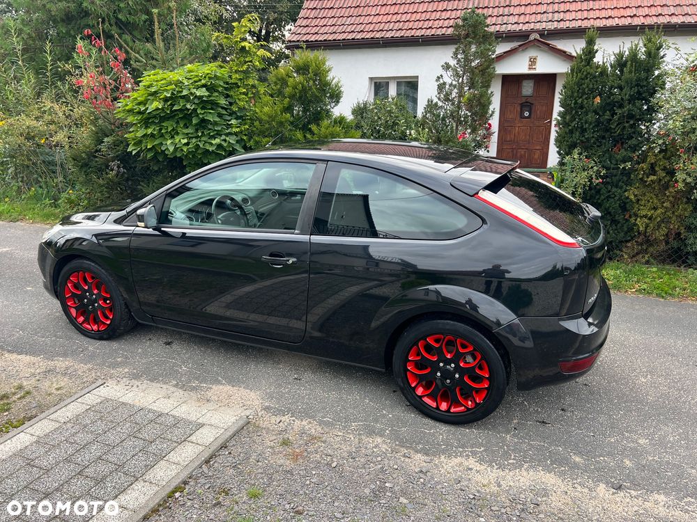 Ford Focus 1.6 16V Viva I - 4