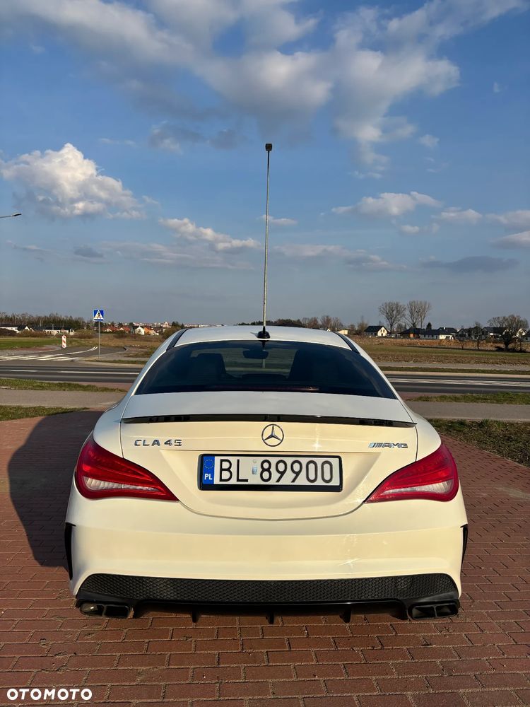 Mercedes-Benz CLA 45 AMG 4Matic 7G-DCT - 4