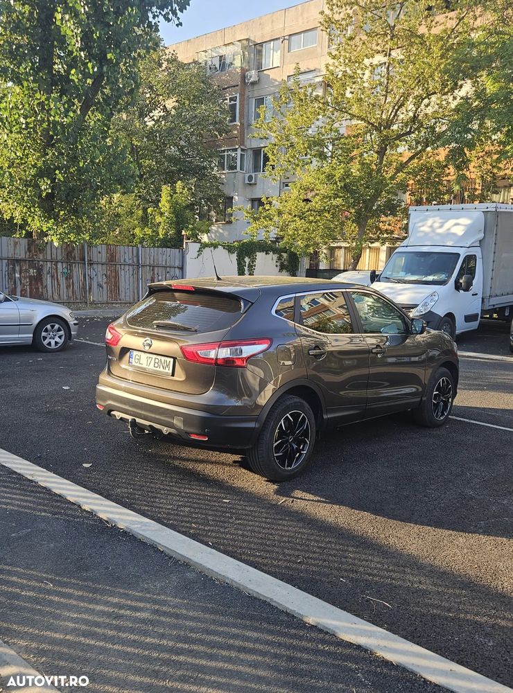 Nissan Qashqai 1.6 DCI Start/Stop X-TRONIC N-Connecta - 4