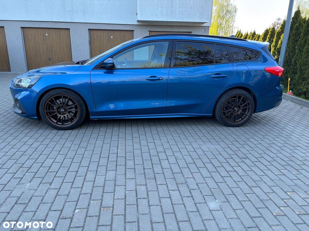 Ford Focus 2.0 EcoBlue ST - 19