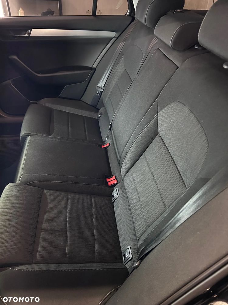 Skoda Superb 2.0 TDI Style DSG - 8