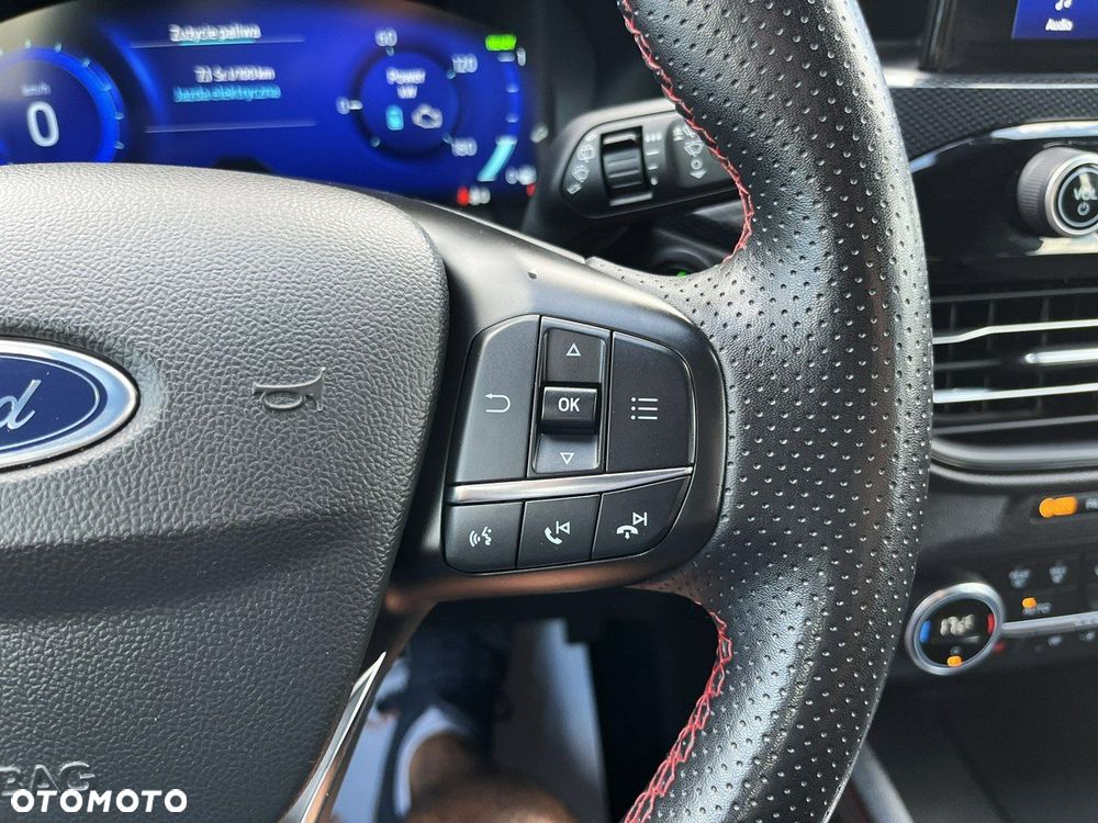 Ford Kuga - 14