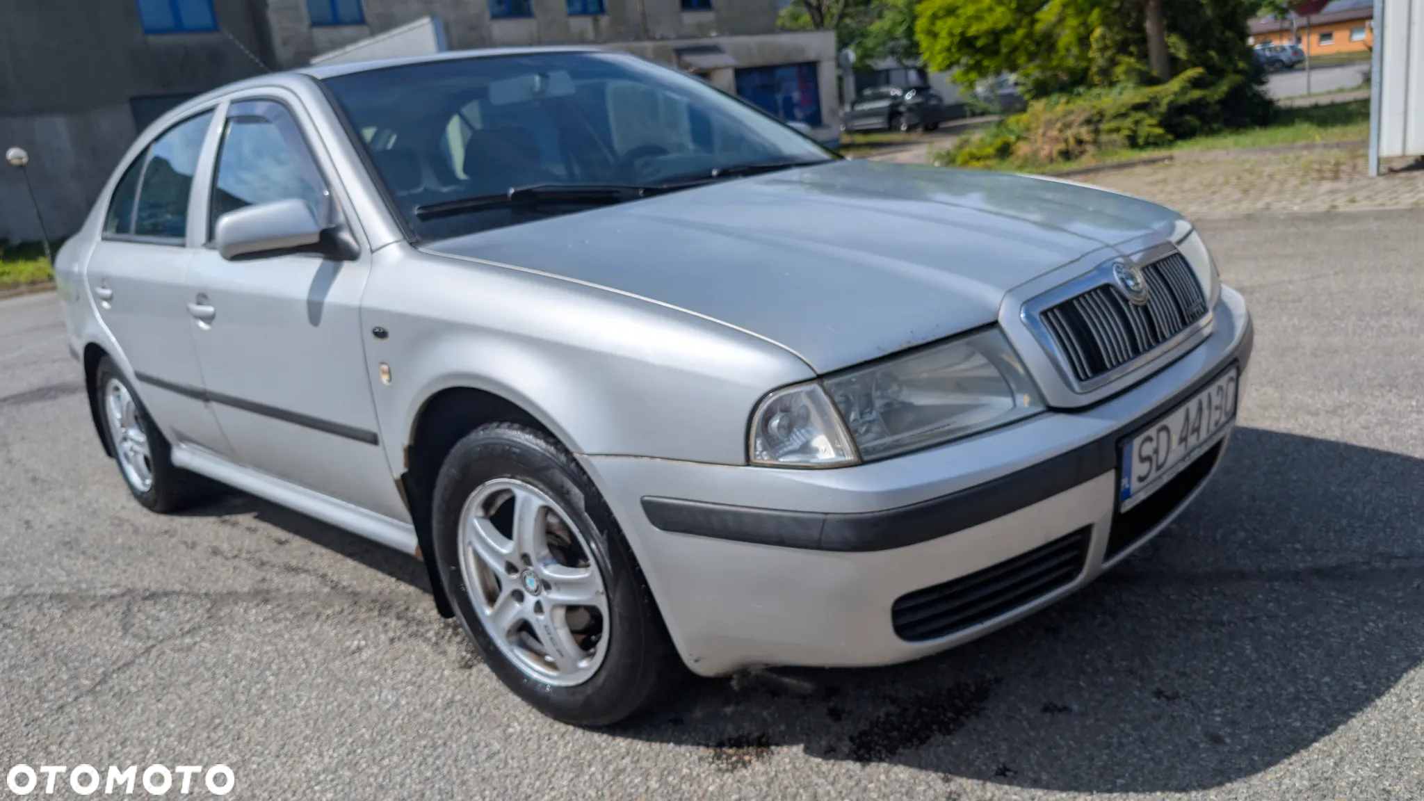 Skoda Octavia 1.6 Ambiente - 3