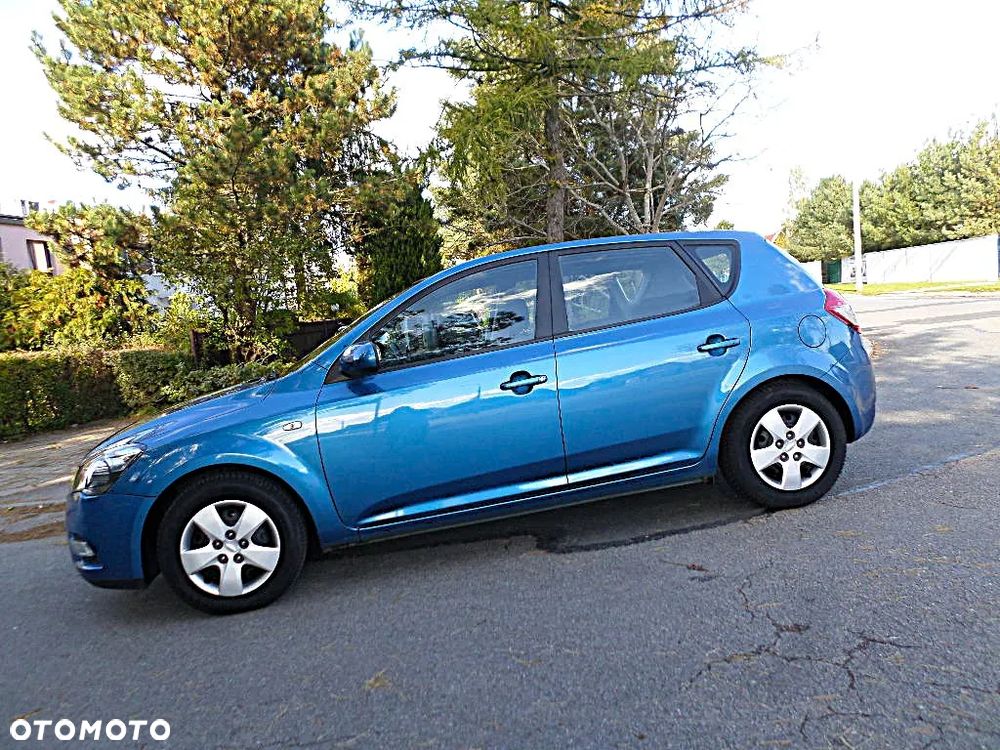 Kia Ceed Cee'd 1.4 M - 24