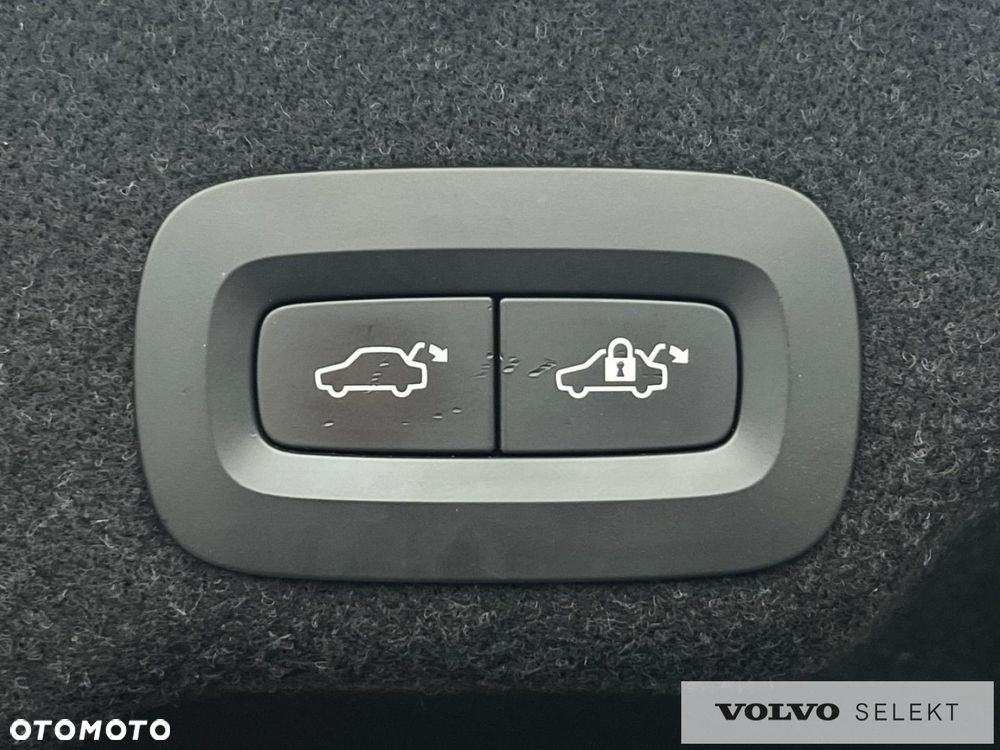 Volvo S90 - 31