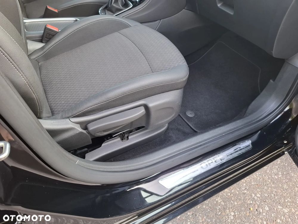 Opel Astra 1.4 T Elite S&S - 11