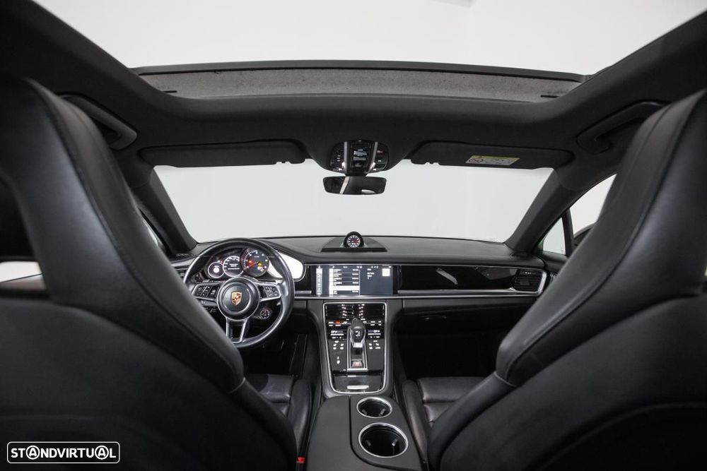 Porsche Panamera 4 S - 7