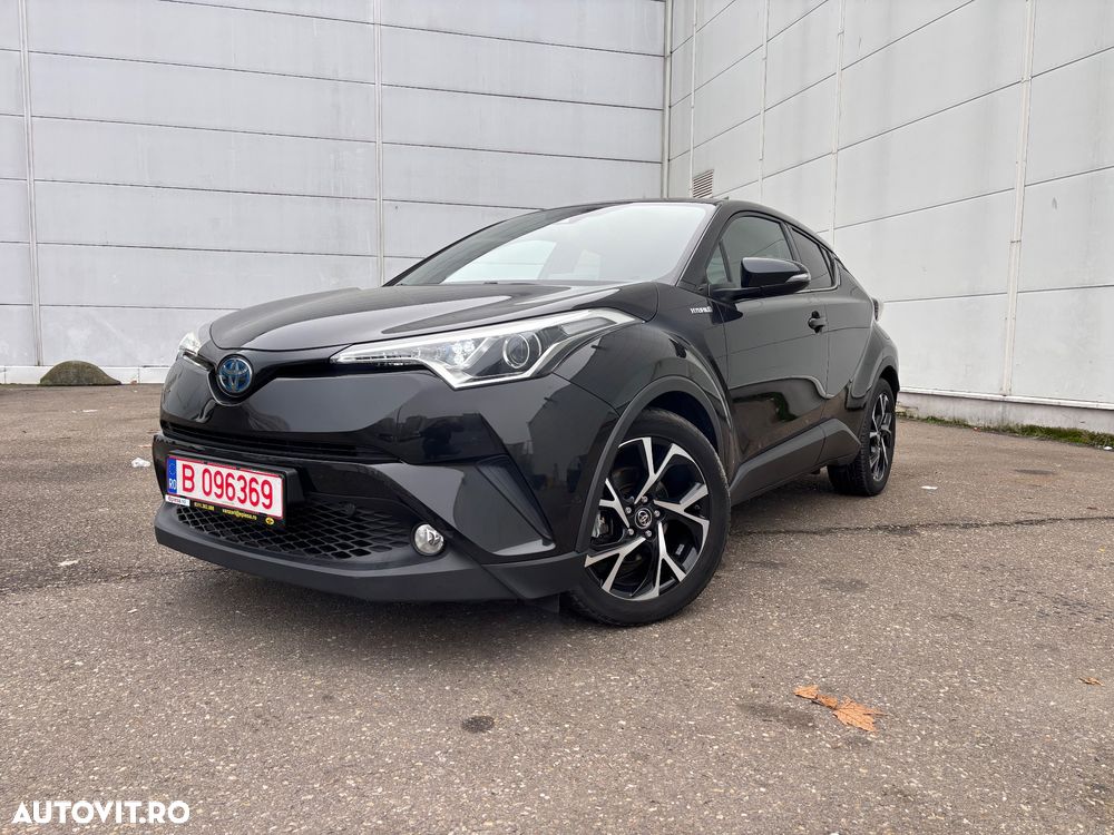 Toyota C-HR Lounge - 1