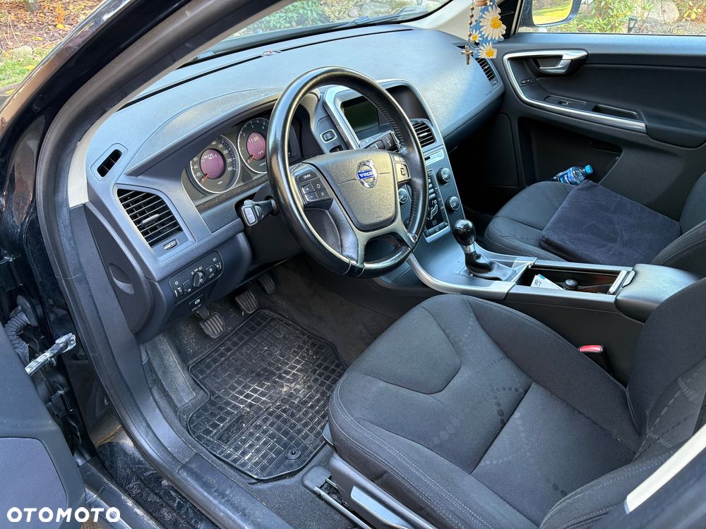 Volvo XC 60 D4 Base - 6