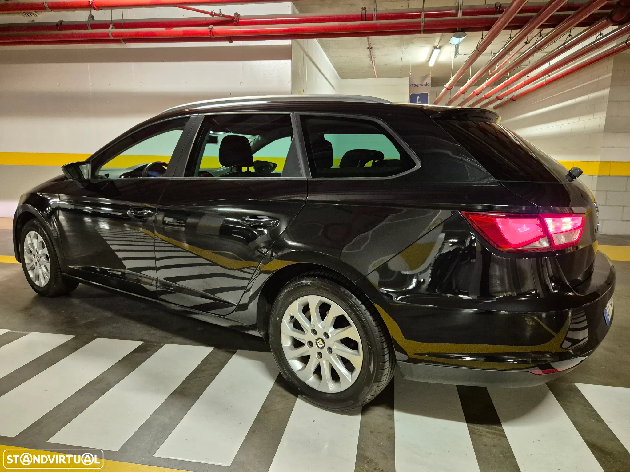 SEAT Leon ST 1.6 TDI Style Ecomotive - 22