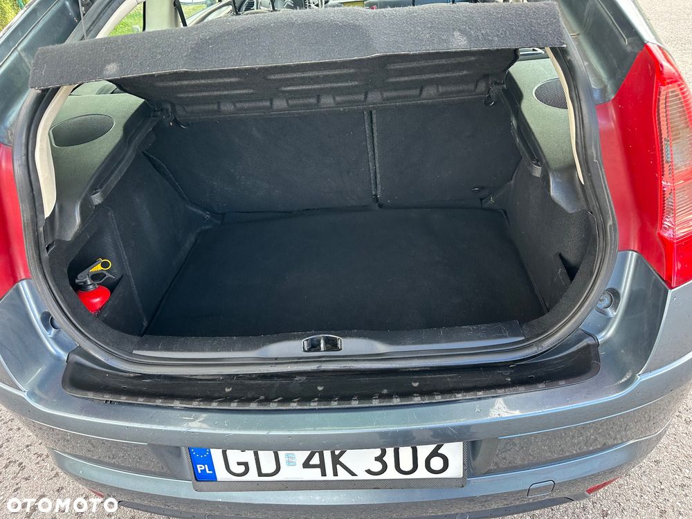 Citroën C4 1.4 16V VTR - 16