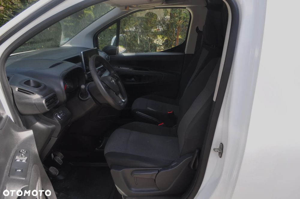 Opel COMBO E - 27