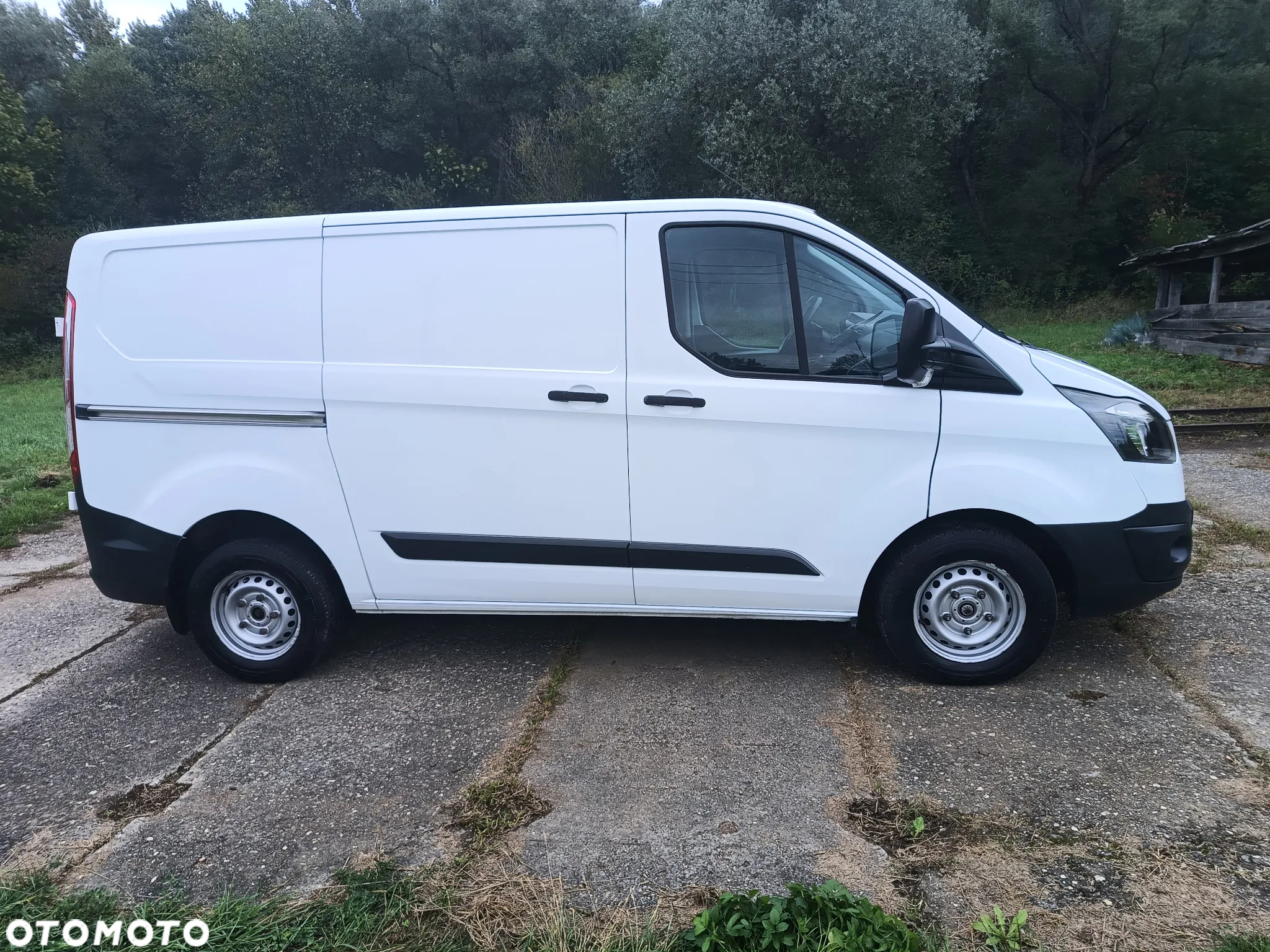 Ford Transit Custom 2.0 TDCi diesel 105 kM 2016rok, WYJĄTKOWO ZADBANY, GOTOWY DO PRACY!!! - 4
