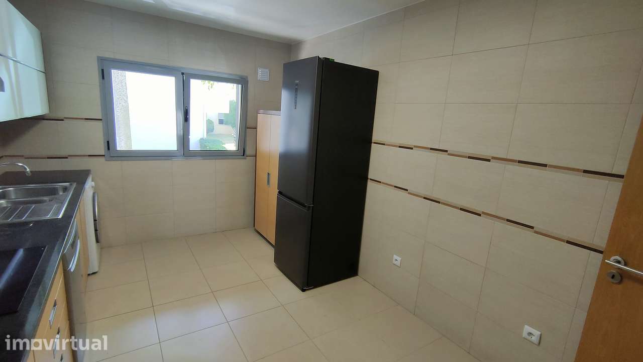 Apartamento T3 na Quinta da Alçada - Grande imagem: 2/16