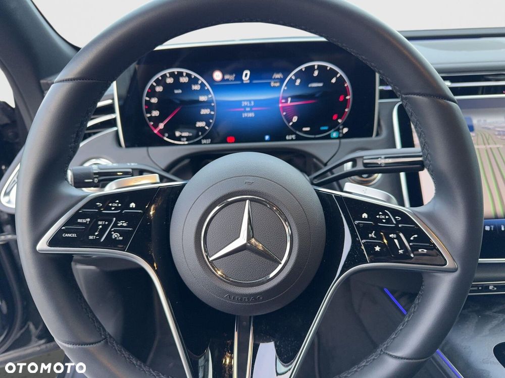 Mercedes-Benz Klasa E - 12