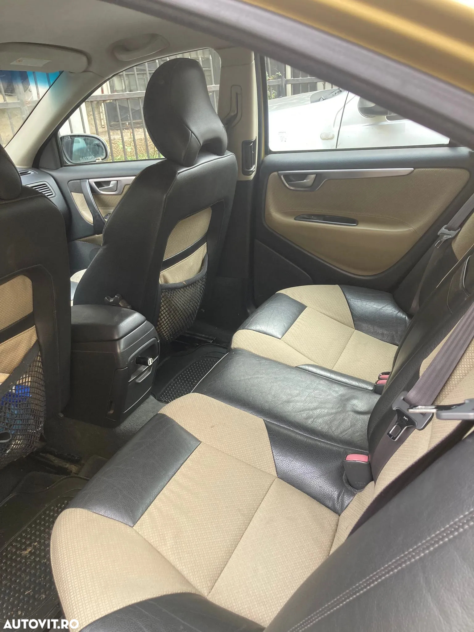 Volvo S60 2.4D - 5