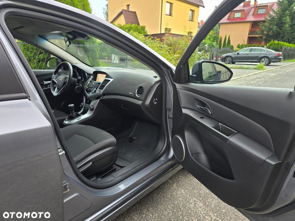Chevrolet Cruze 1.7TD LT+ - 26