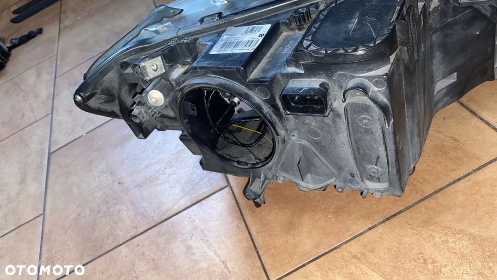 BMW X3 F25 LAMPA PRZEDNIA LEWA USA 7222025 - 4