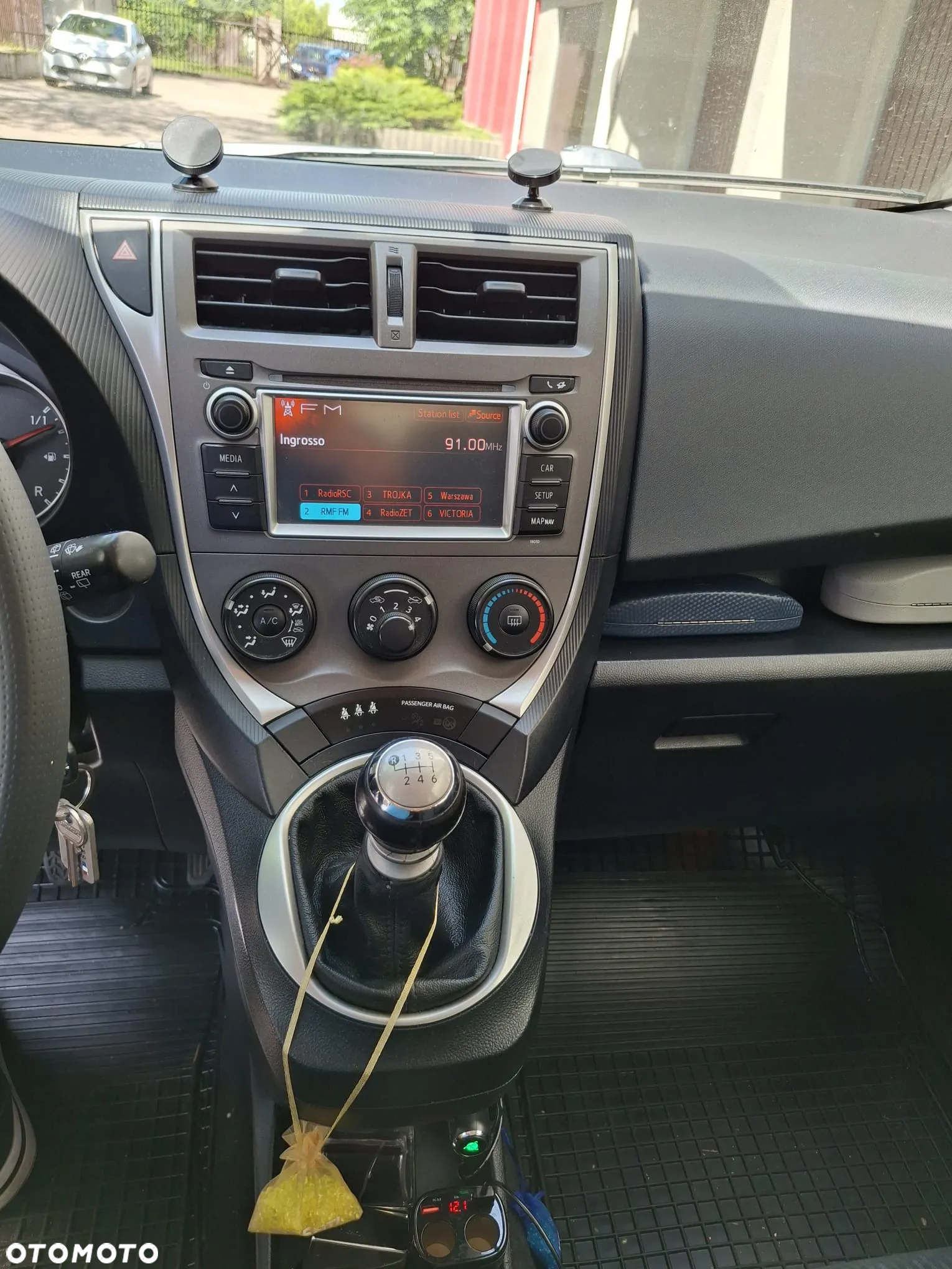 Toyota Verso S 1.4 D-4D Premium - 6