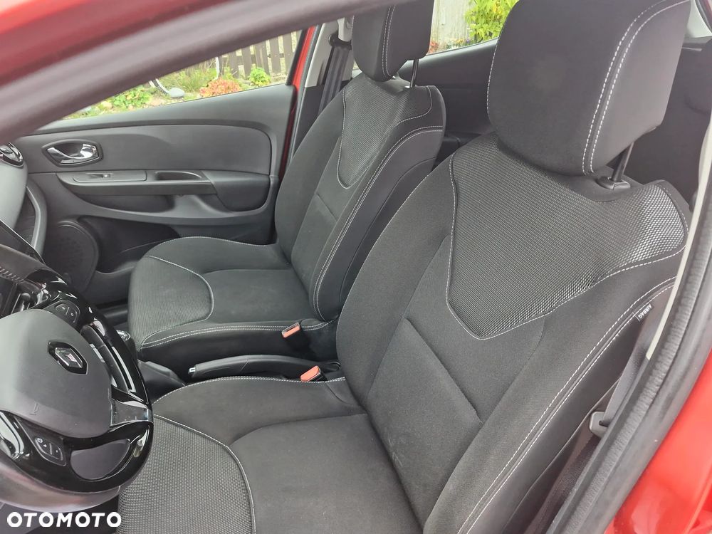 Renault Clio 1.2 16V Limited Plus - 11