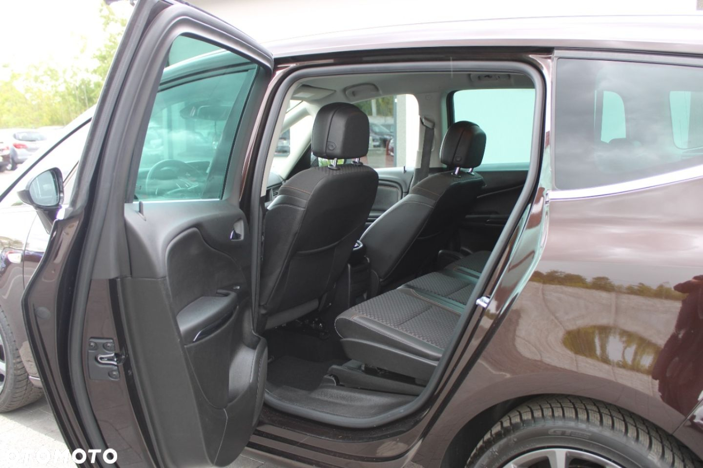 Opel Zafira - 24