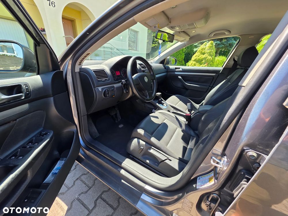 Volkswagen Jetta 2.5 - 10