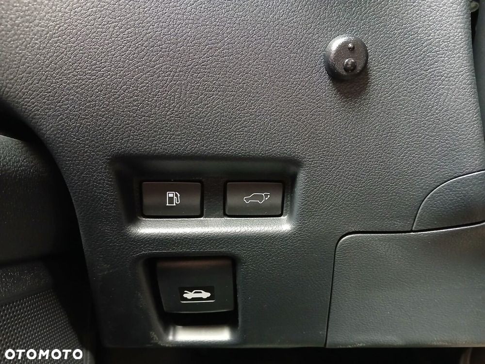 Lexus UX 300h F Sport Design - 38