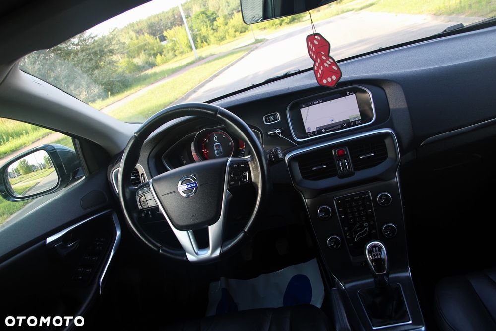 Volvo V40 D3 Summum - 21