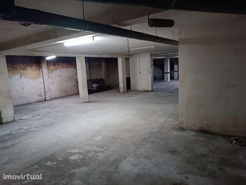 Armazém/Garagem - 100m2 - Grande imagem: 3/6