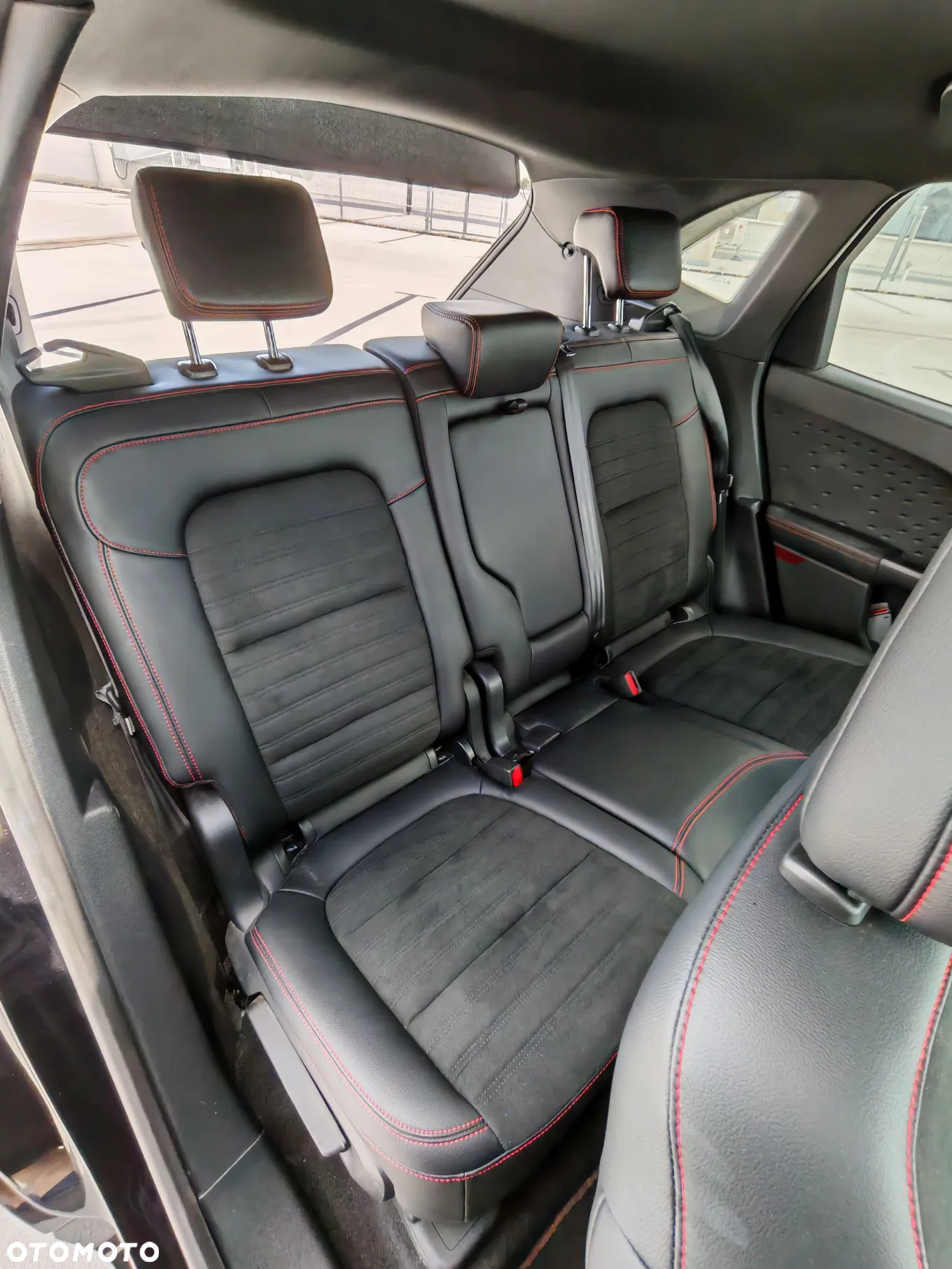 Ford Kuga 2.5P PHEV FWD ST-Line X - 34