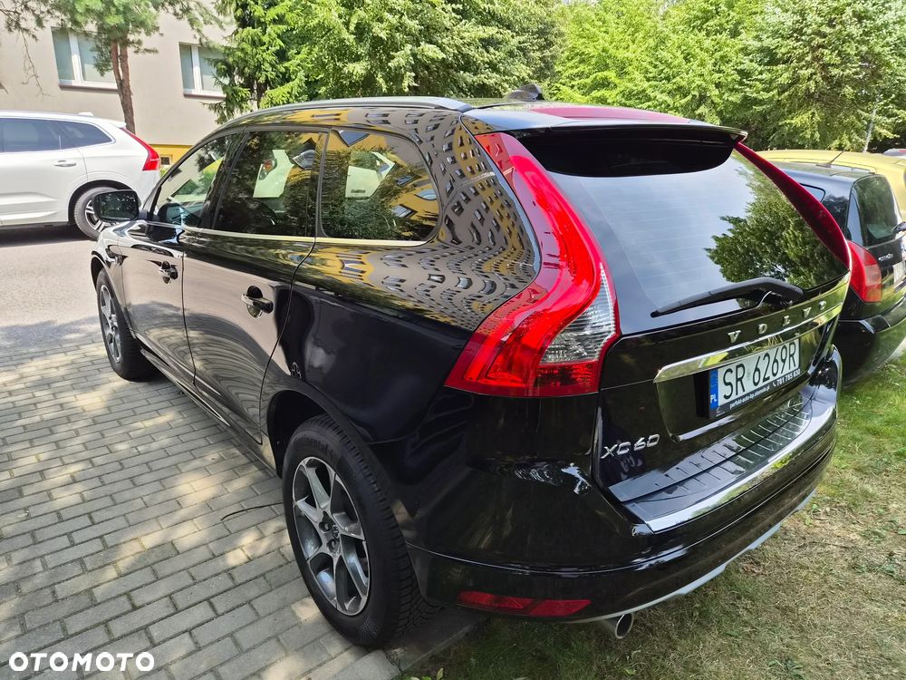 Volvo XC 60 D3 Drive-E Ocean Race - 5