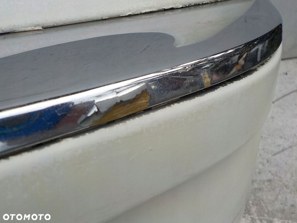 381 CHRYSLER 300 C ZDERZAK PRZÓD PRZEDNI - 8