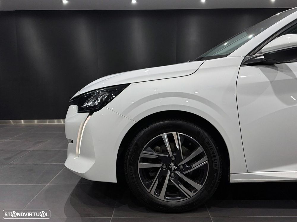Peugeot 208 1.2 PureTech Allure Pack - 3